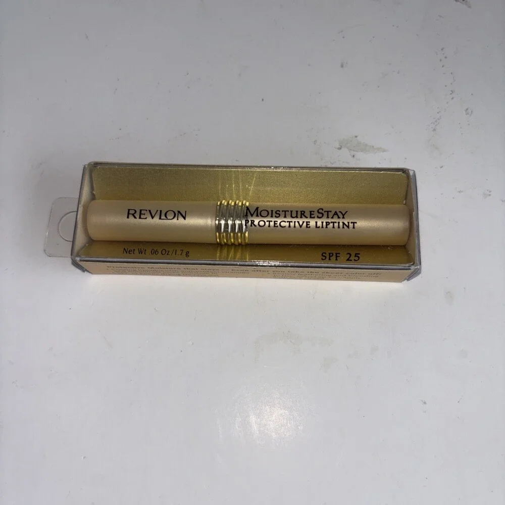 Revlon Moisture Stay Protective Liptint Sheer Naked #03 NEW